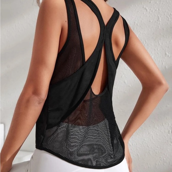 Shein work out top - Picture 2 of 5